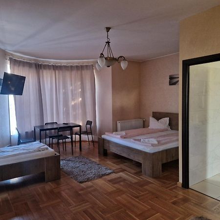 Bigcitty Rooms Kluž Exteriér fotografie